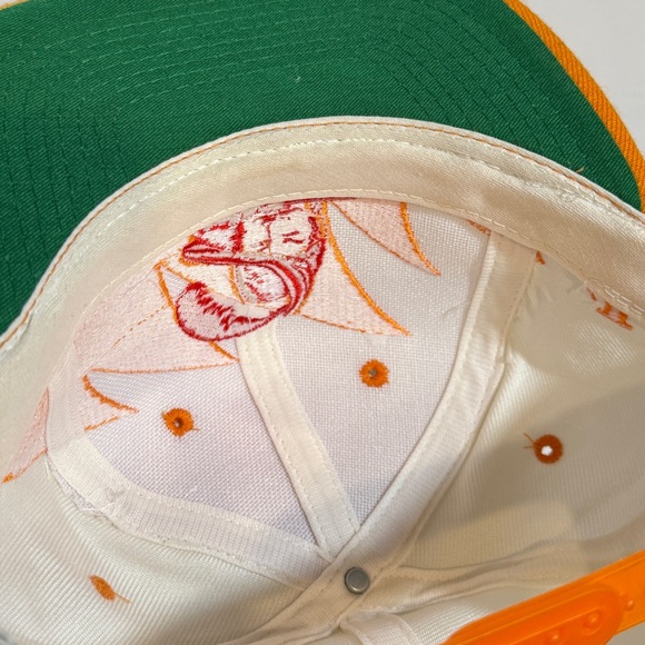 Tampa Bay Buccaneers Logo Athletic 90s Sharktooth Snapback Vintage Orange Hat - Picture 10 of 14